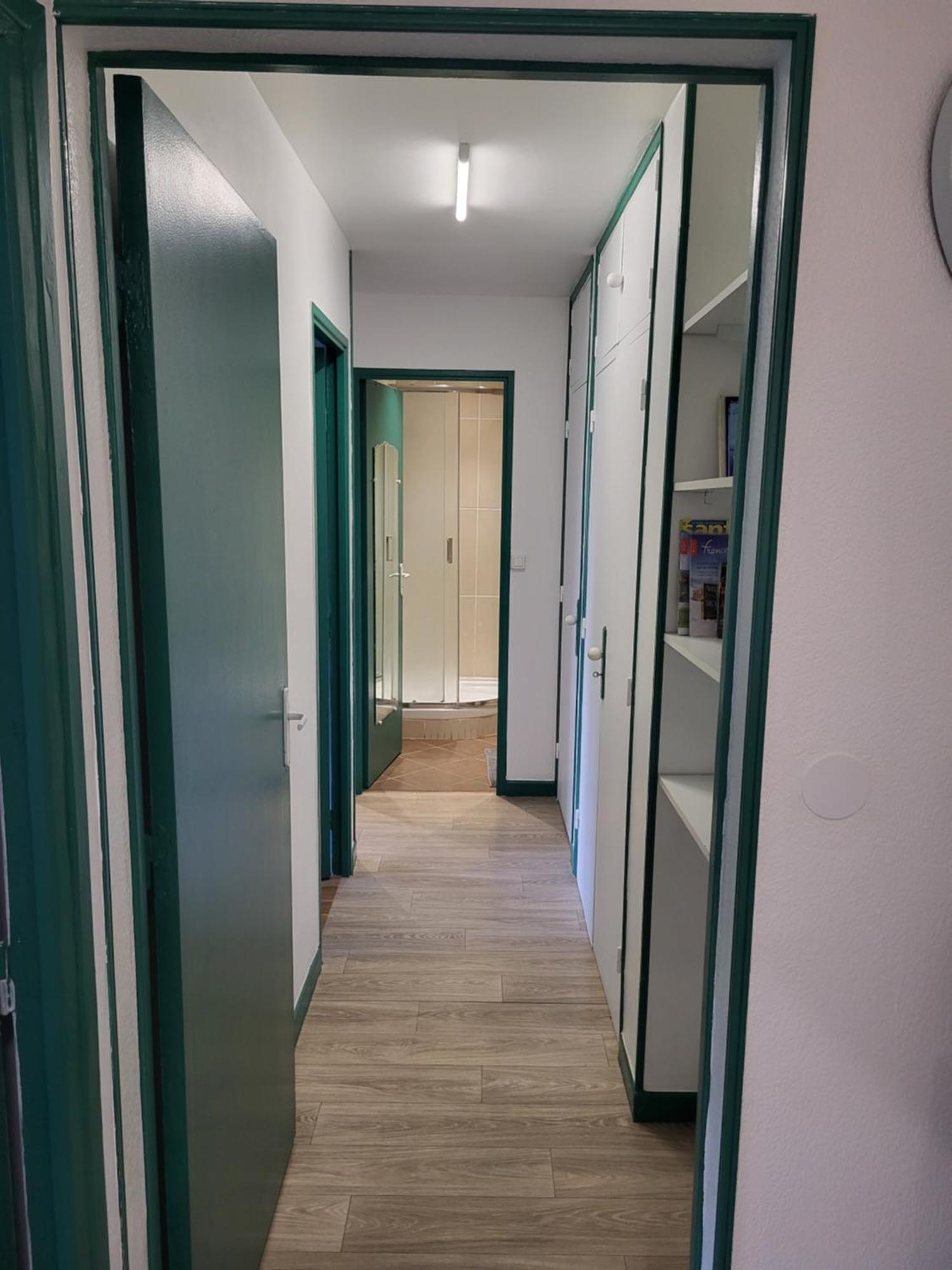 Private Room-2 In Hannana Apartment- 2 Min Walk To Tram 12 Min To Nice Train Station 15 Min To Massena Place Exteriör bild