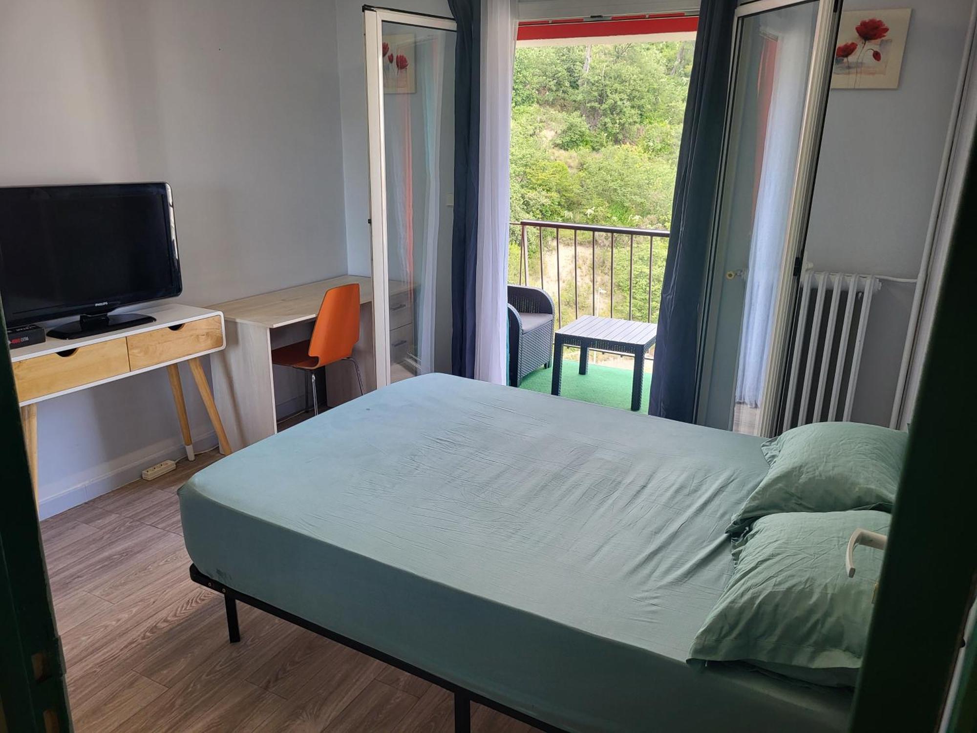 Private Room-2 In Hannana Apartment- 2 Min Walk To Tram 12 Min To Nice Train Station 15 Min To Massena Place Exteriör bild